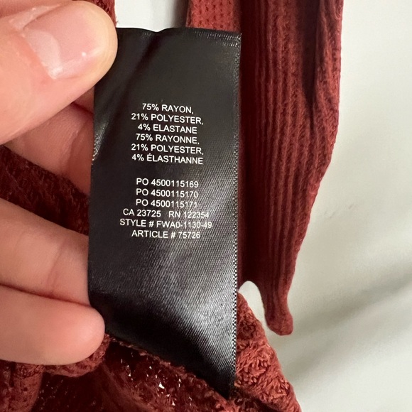 Artizia Group by Babaton Long Sleeve Shirt - Picture 3 of 4